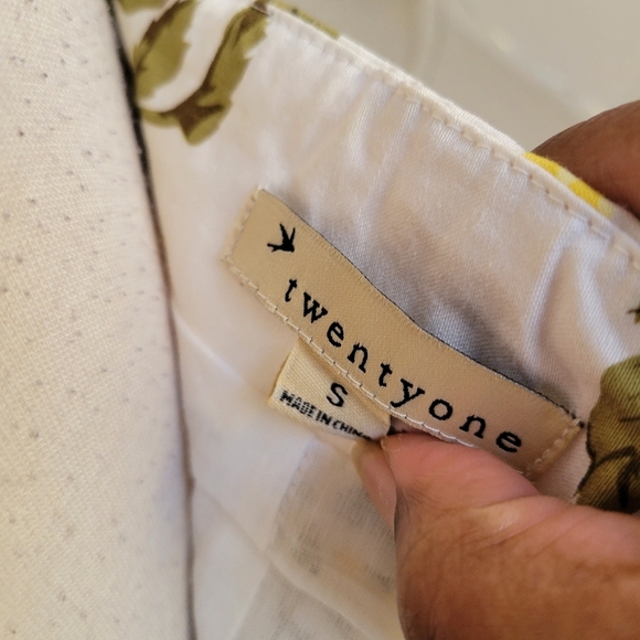 Spring Strapless Retro Floral Dress / Forever 21 / Yellow/White / Size Small - Picture 6 of 7